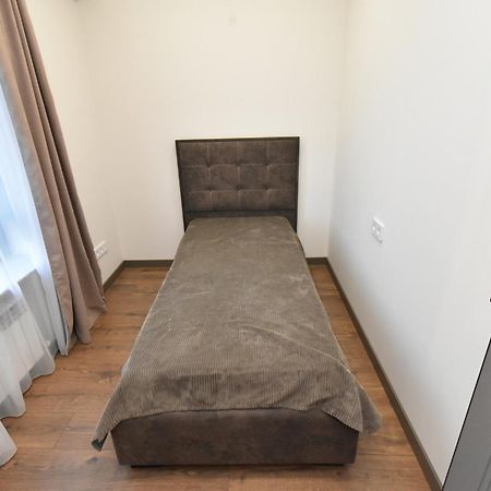 Beautiful Apartment Near The Republic Square Erivan Exterior foto