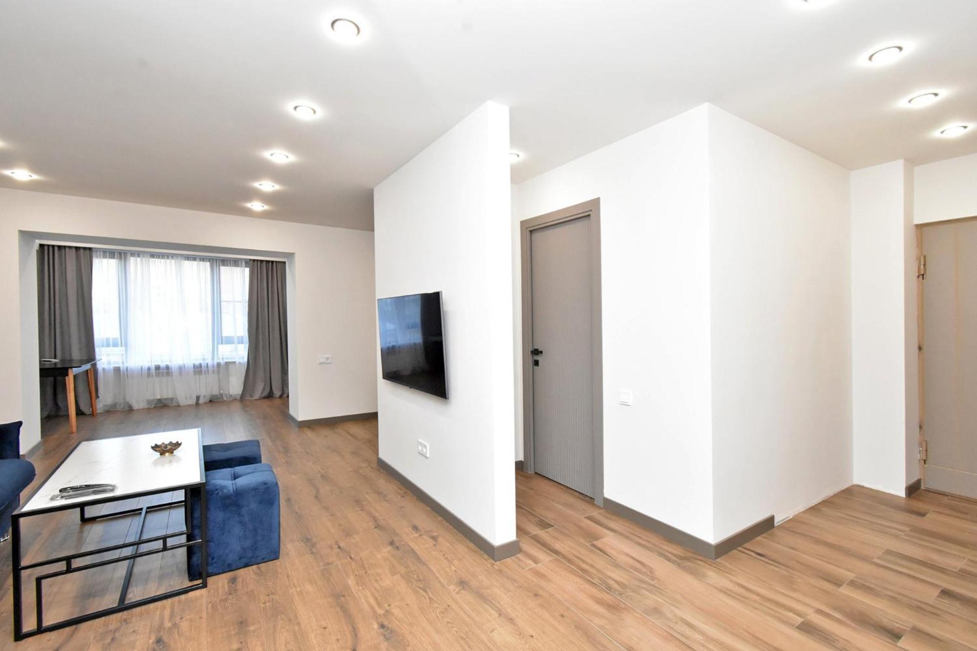 Beautiful Apartment Near The Republic Square Erivan Exterior foto